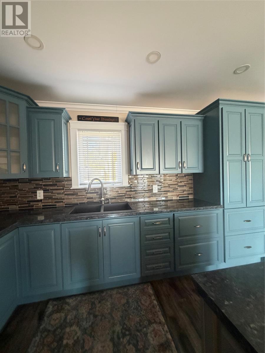 43 Markland Road — photo 7