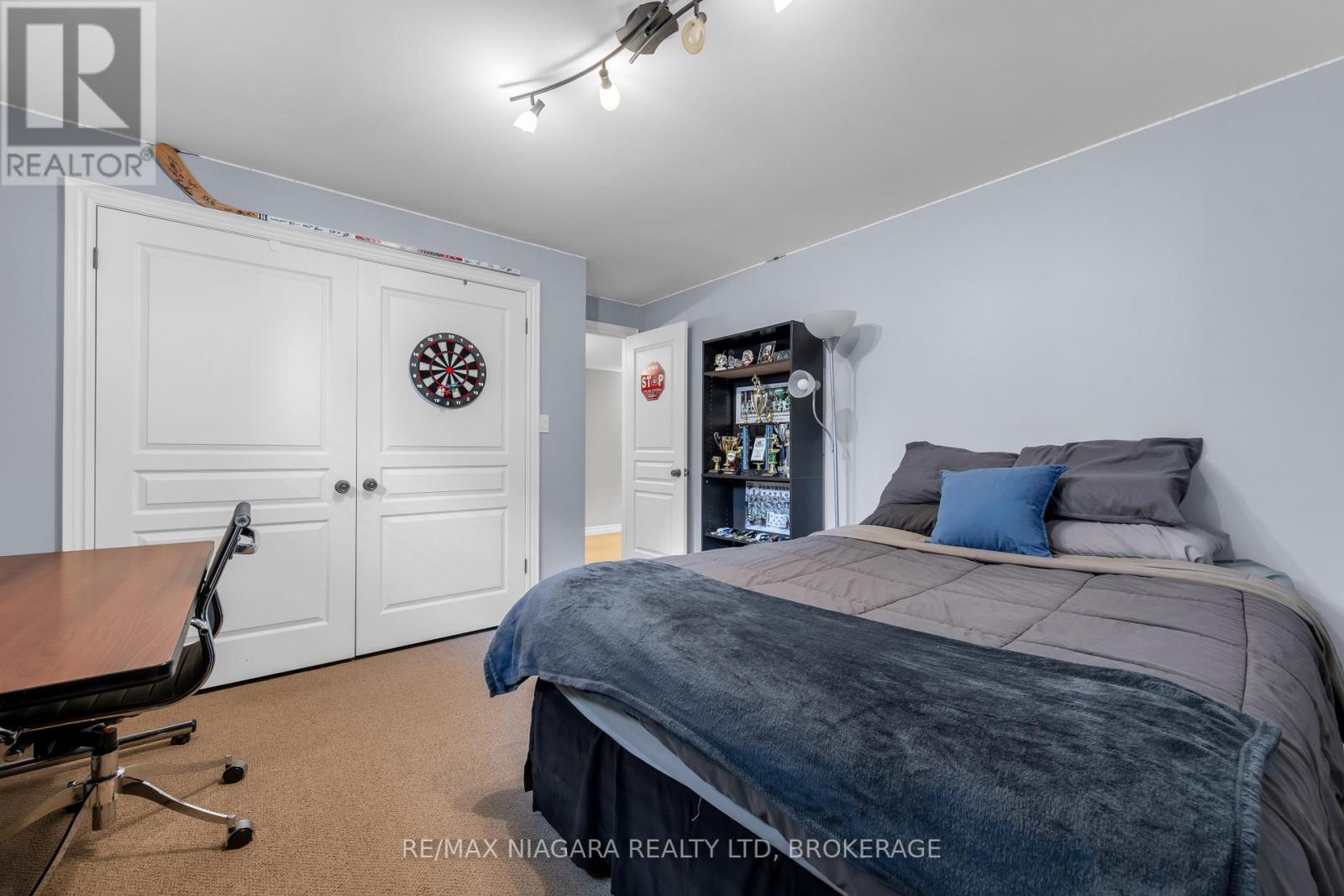 27 MARTHA COURT - 27