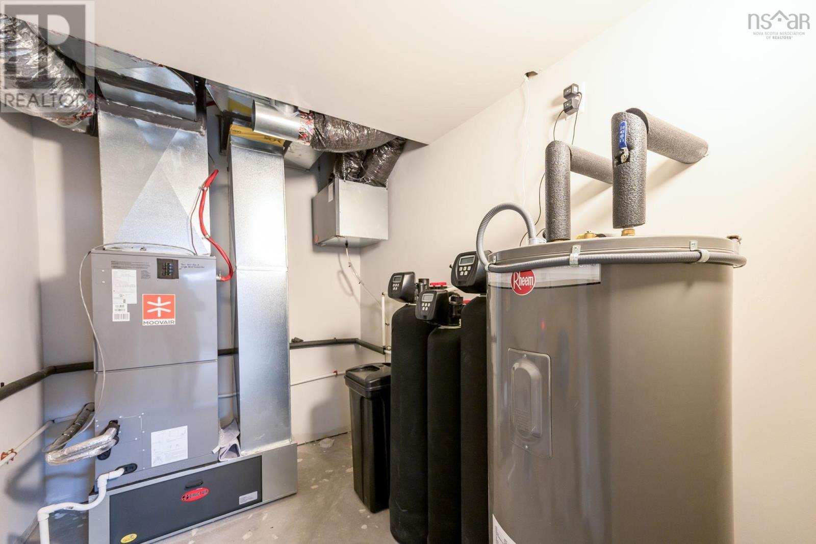 Property 44 of 50 of 289 Orchid Court