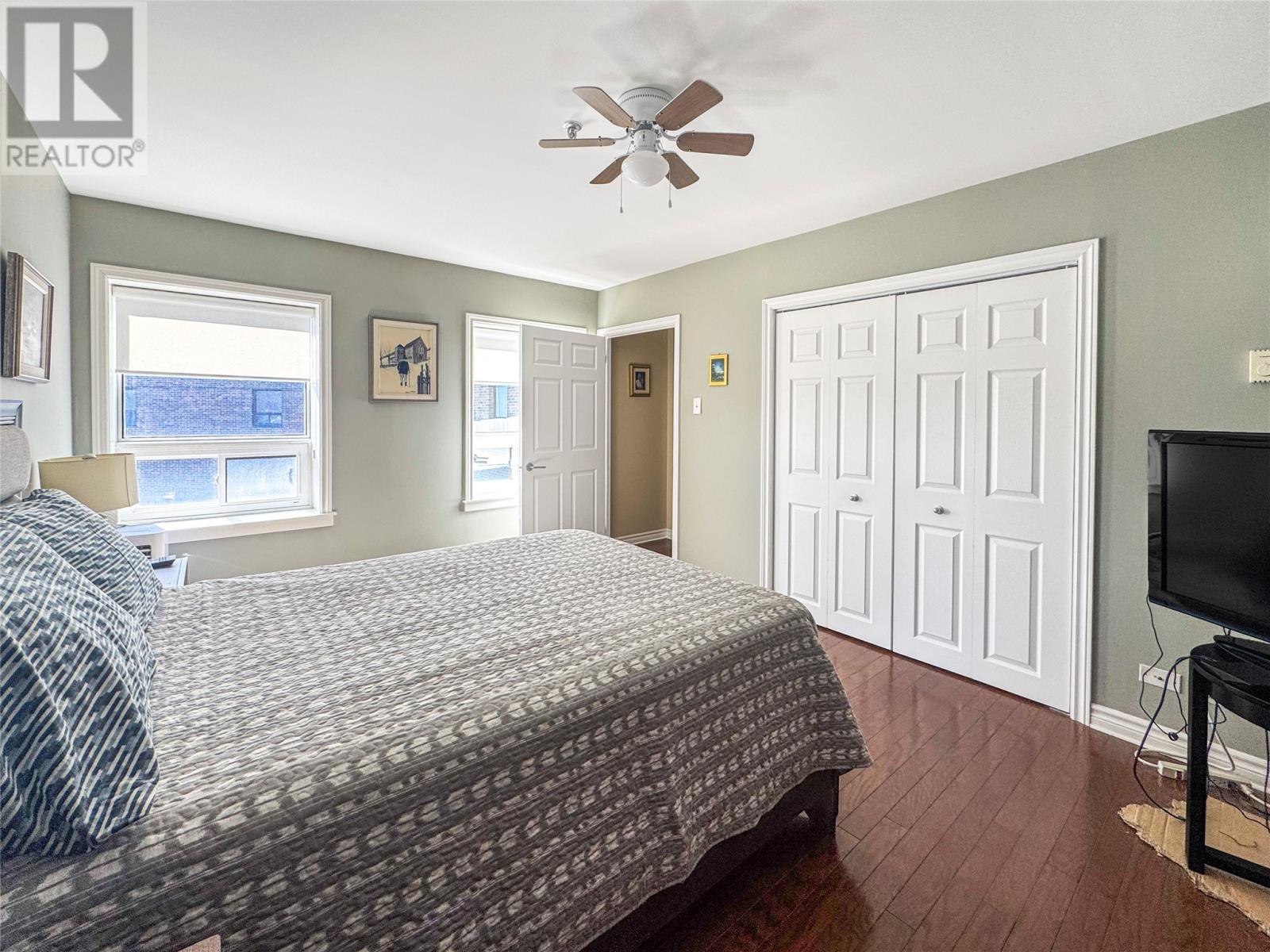 #410 100 ELIZABETH AVENUE - 17