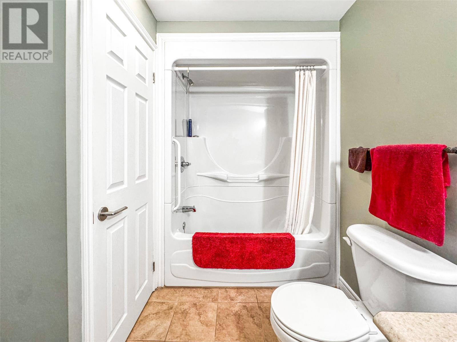 #410 100 ELIZABETH AVENUE - 19