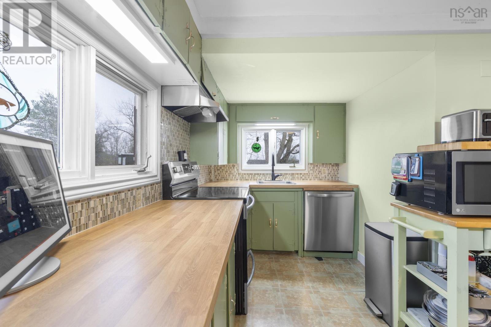 Property 8 of 34 of 301 Town Road