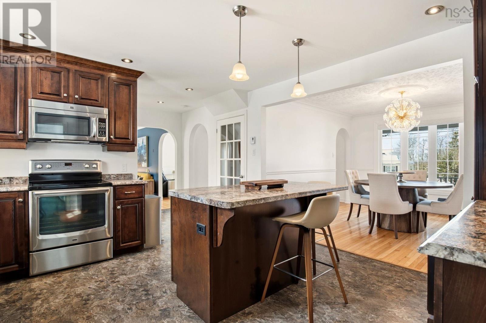 Property 16 of 50 of 132 Abbey Avenue