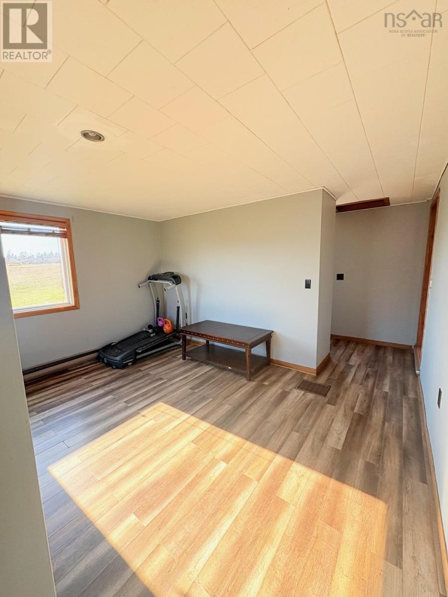 Property 9 of 35 of 5347 Highway 1