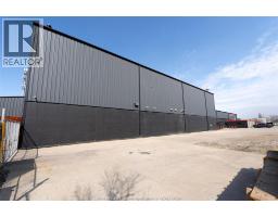 1720 North Talbot Road, Oldcastle, ON N9A6J3 Photo 8