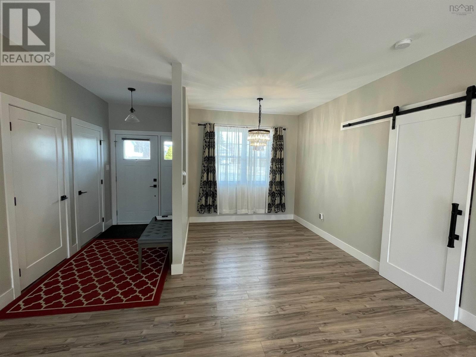 Property 17 of 27 of 243 Braemar Drive