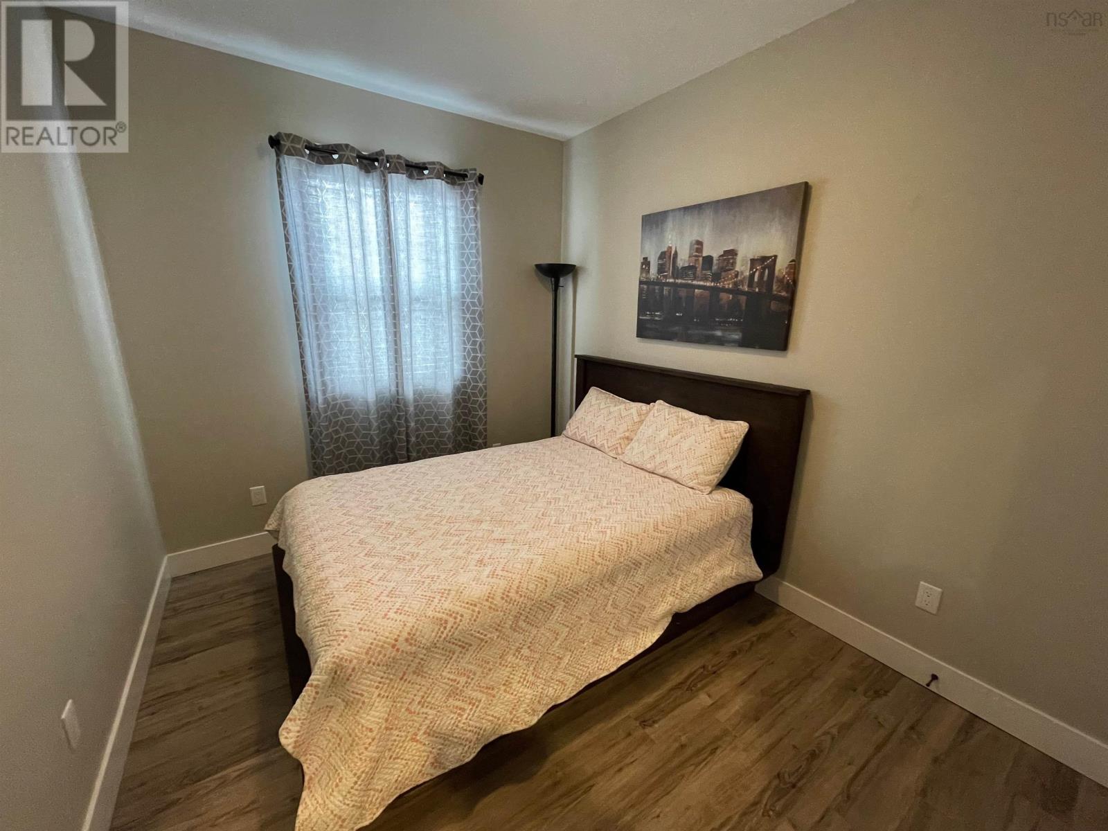 Property 22 of 27 of 243 Braemar Drive