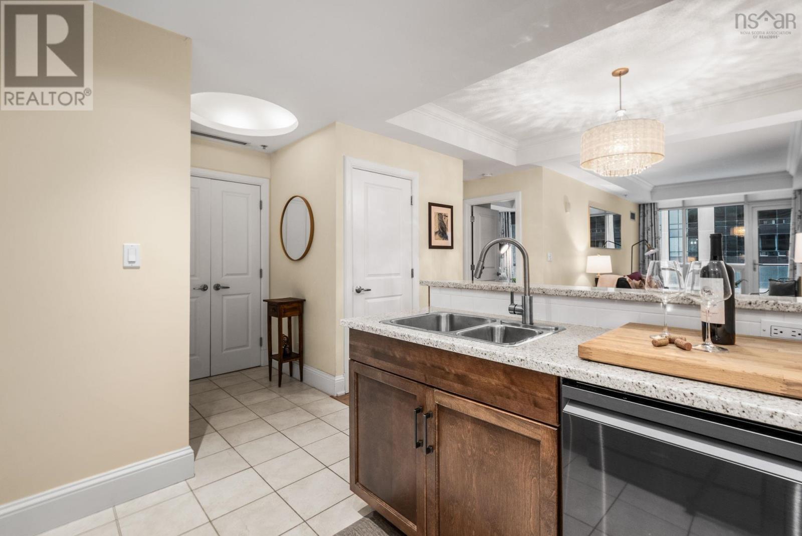 Property 12 of 38 of 1001 1550 Dresden Row