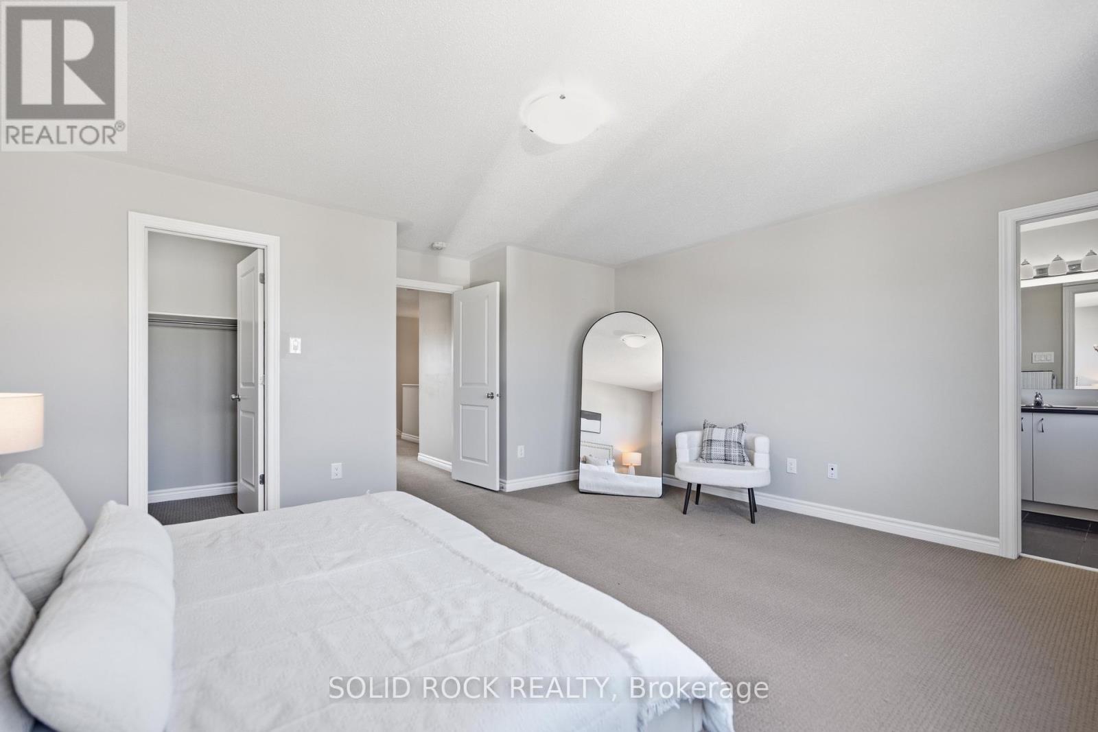 154 WESTOVER CRESCENT - 21