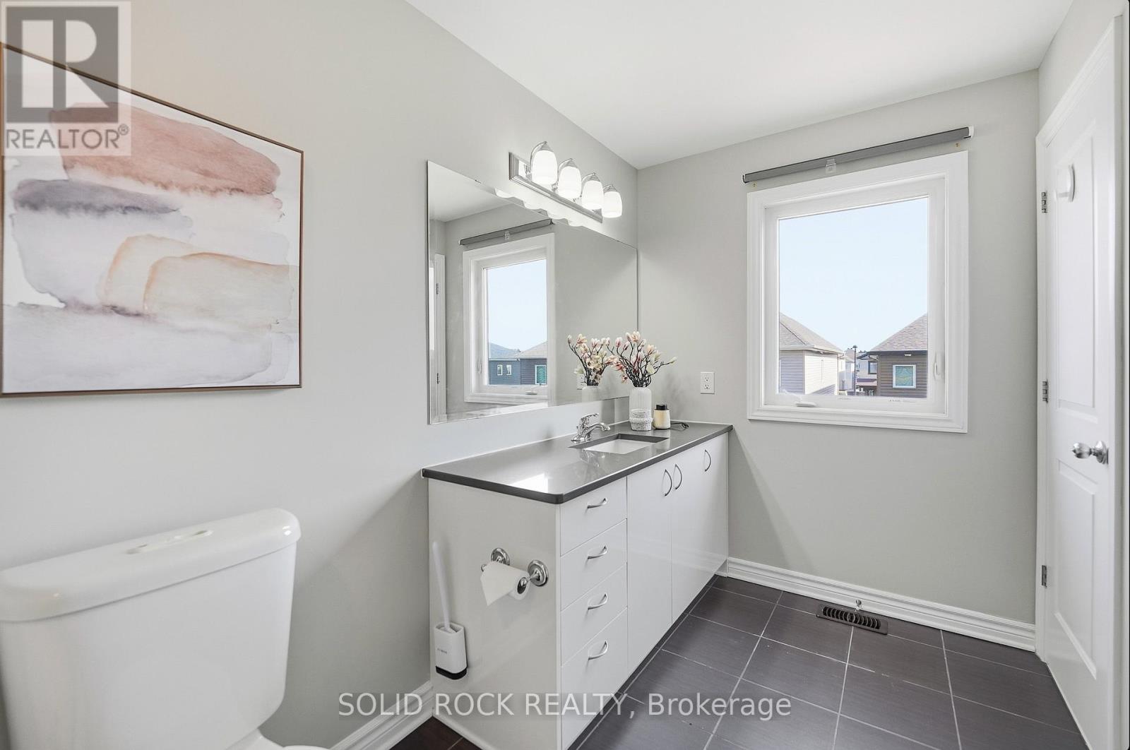 154 WESTOVER CRESCENT - 24