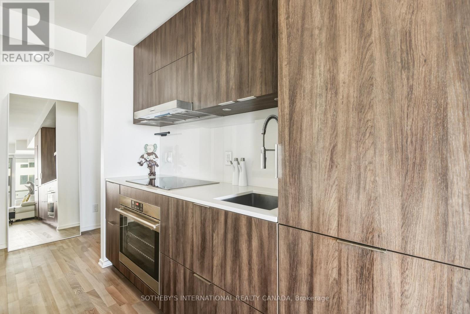 2712 - 1 BLOOR STREET E — photo 7
