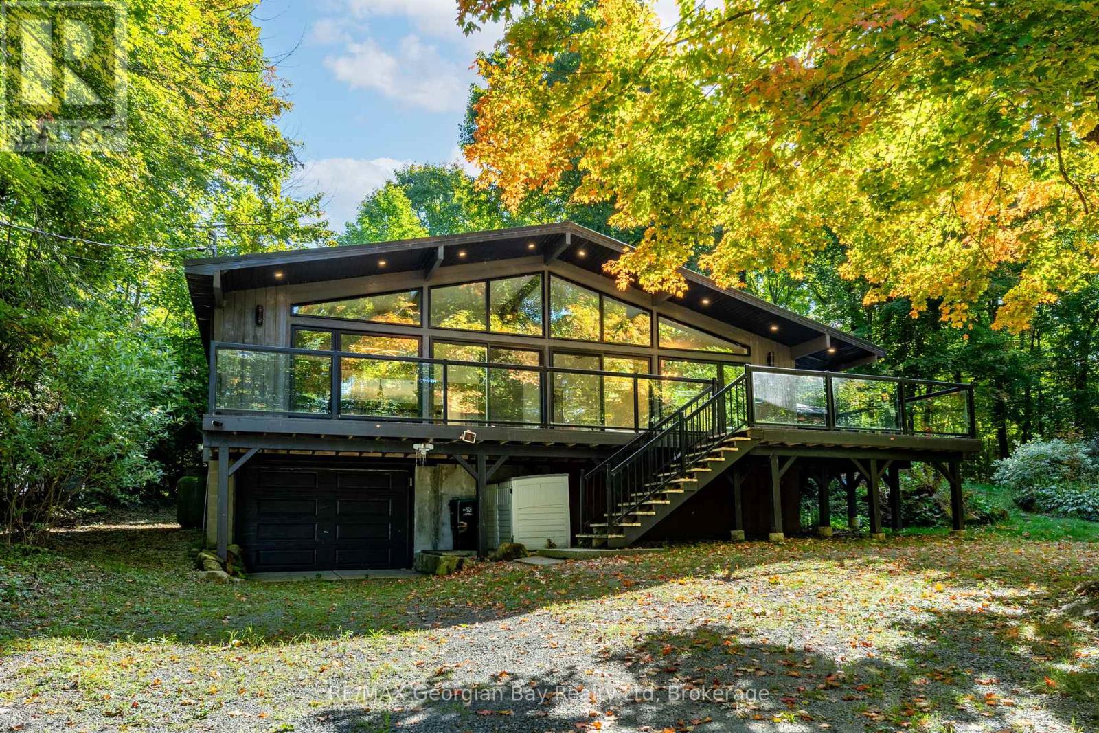 1745 TWIN OAKS CRESCENT - 1