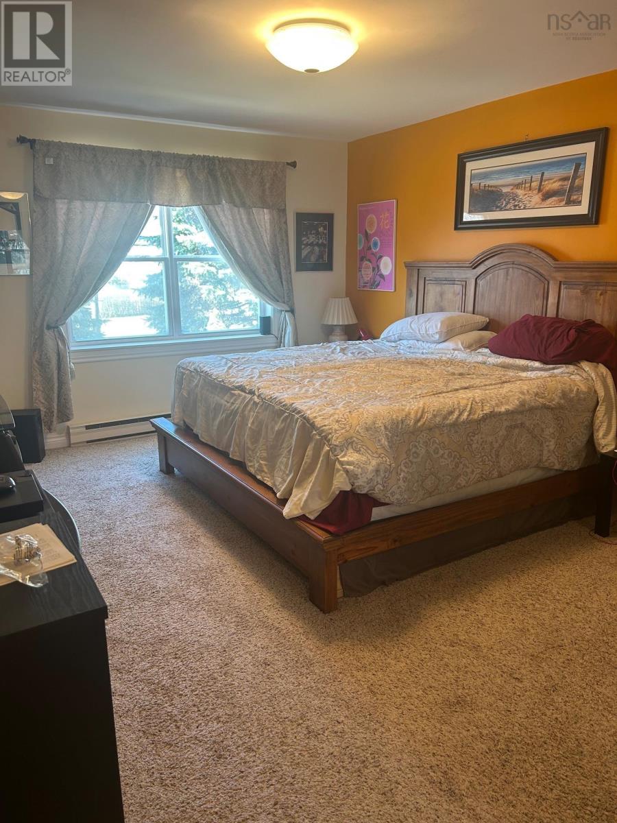 Property 9 of 18 of Unit 2 95 Empire Street