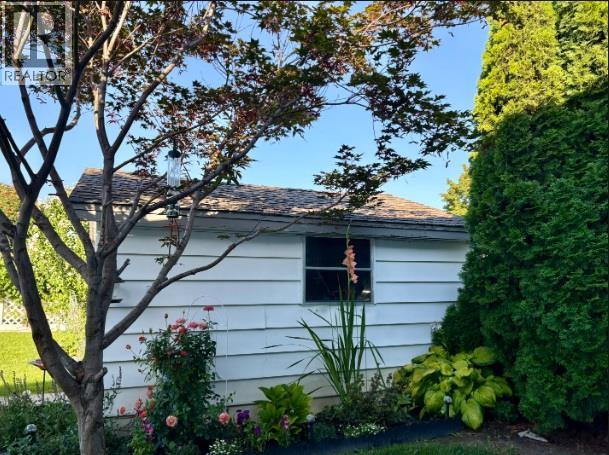 89 3745 Lakeshore Road, Kelowna