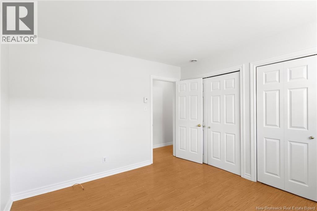 24 McLaren Crescent — photo 23