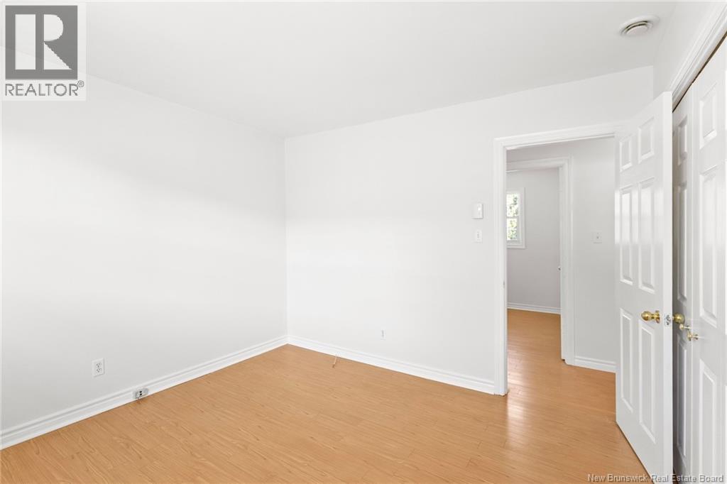 24 McLaren Crescent — photo 24