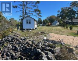 727 Highway 1, Hebron, NS B5A5Z5 Photo 14