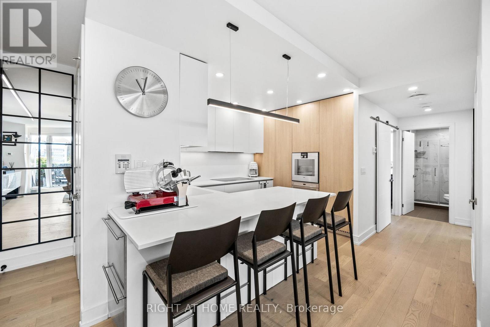 1402 - 168 KING STREET E — photo 14