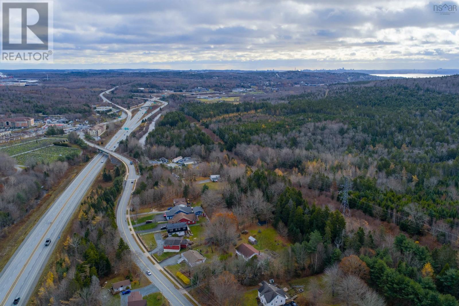 Property 15 of 16 of 154 Old Sackville Road