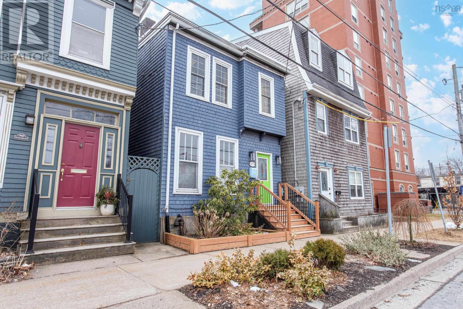 Property photo of 5870 West Street