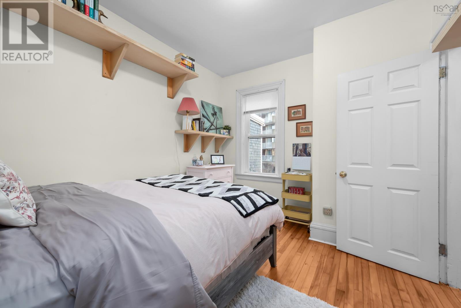 Property 20 of 30 of 5870 West Street