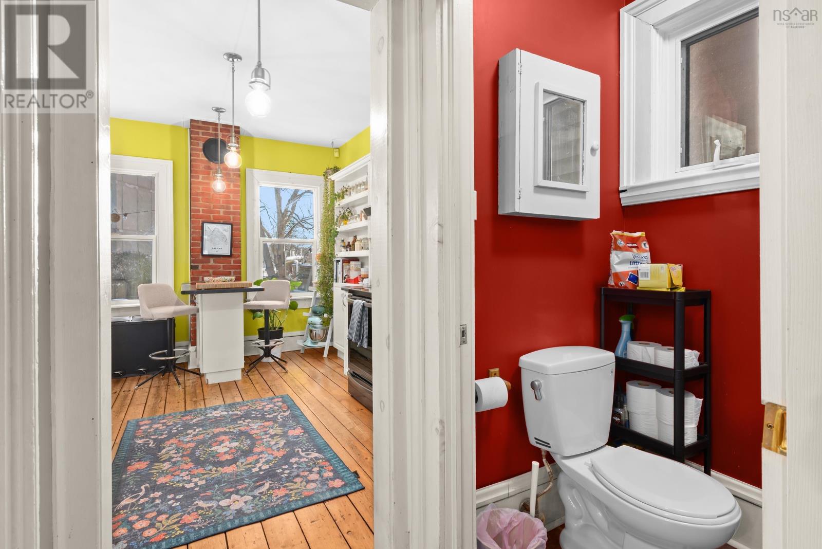 Property 13 of 30 of 5870 West Street