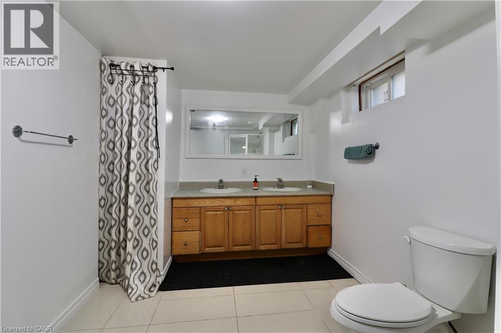 80 ROSEVIEW AVENUE - 31