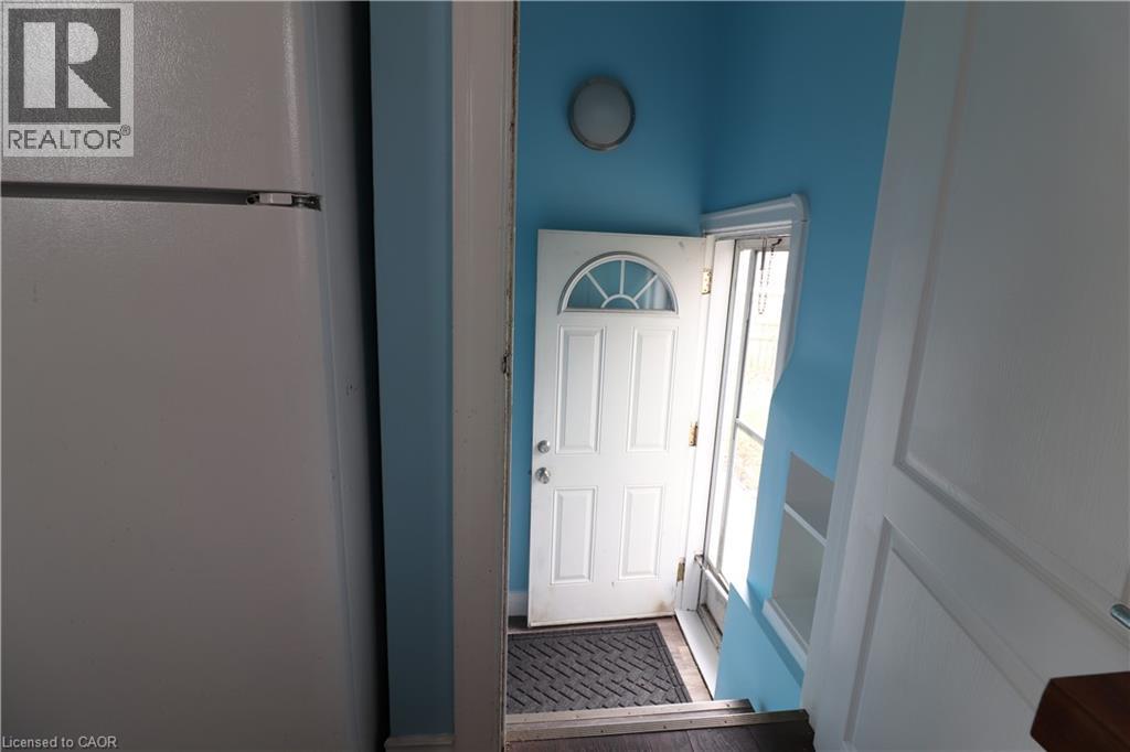 80 ROSEVIEW AVENUE - 20