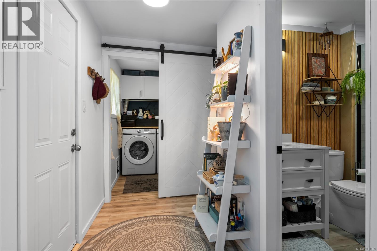 411 Seventh St - 13