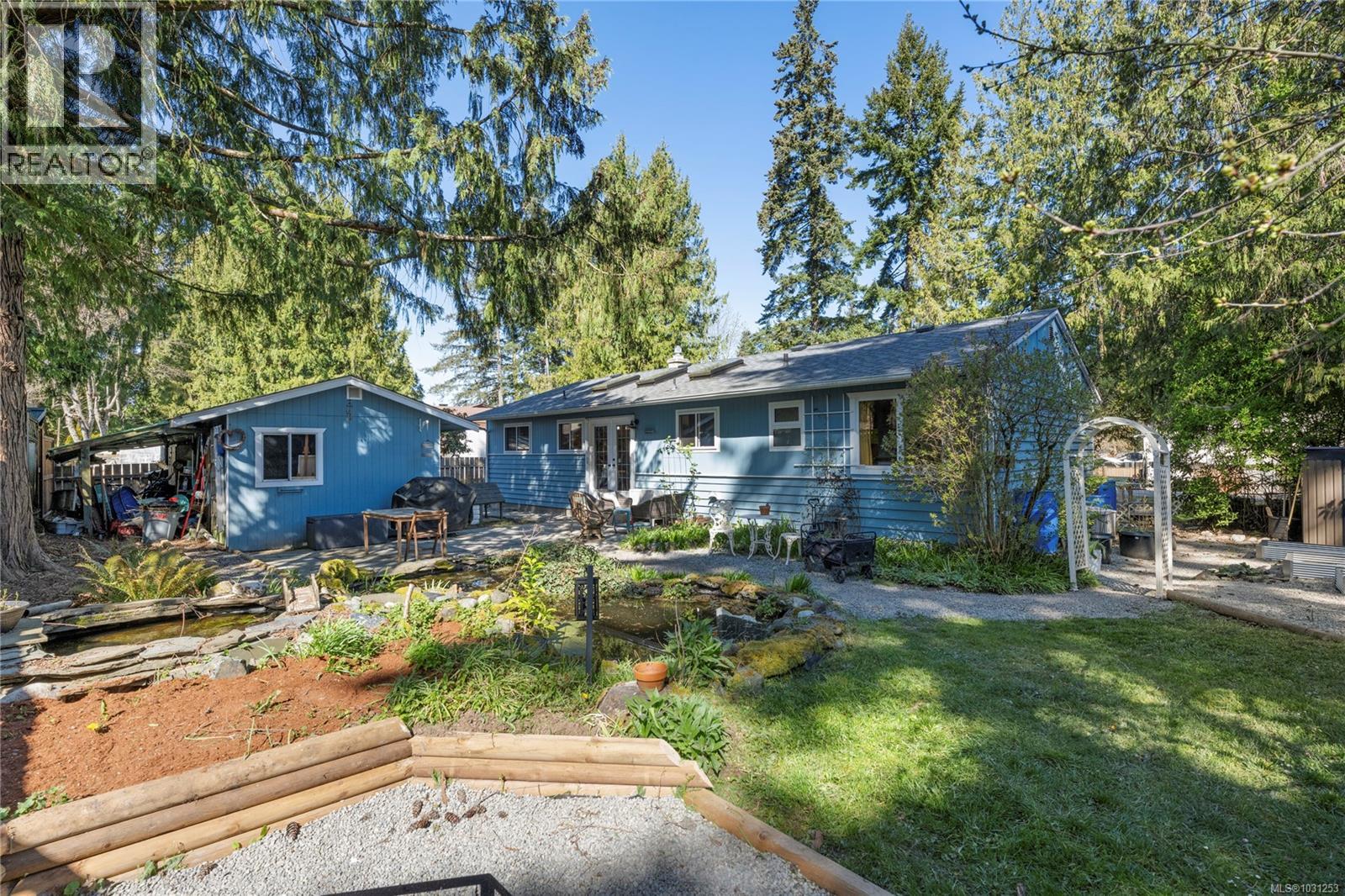 1817 MEADOWLARK CRES - 28