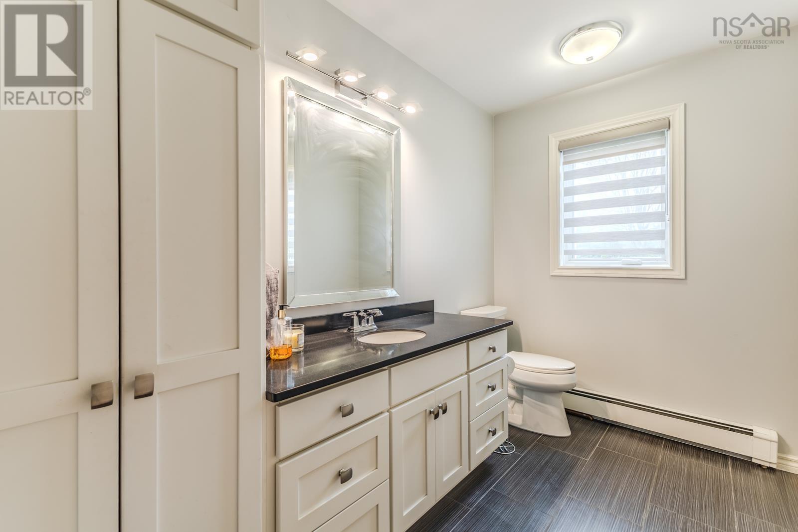 Property 17 of 45 of 252 BLUE HERON Drive