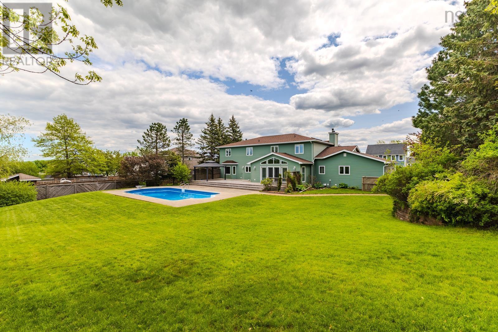 Property 43 of 45 of 252 BLUE HERON Drive