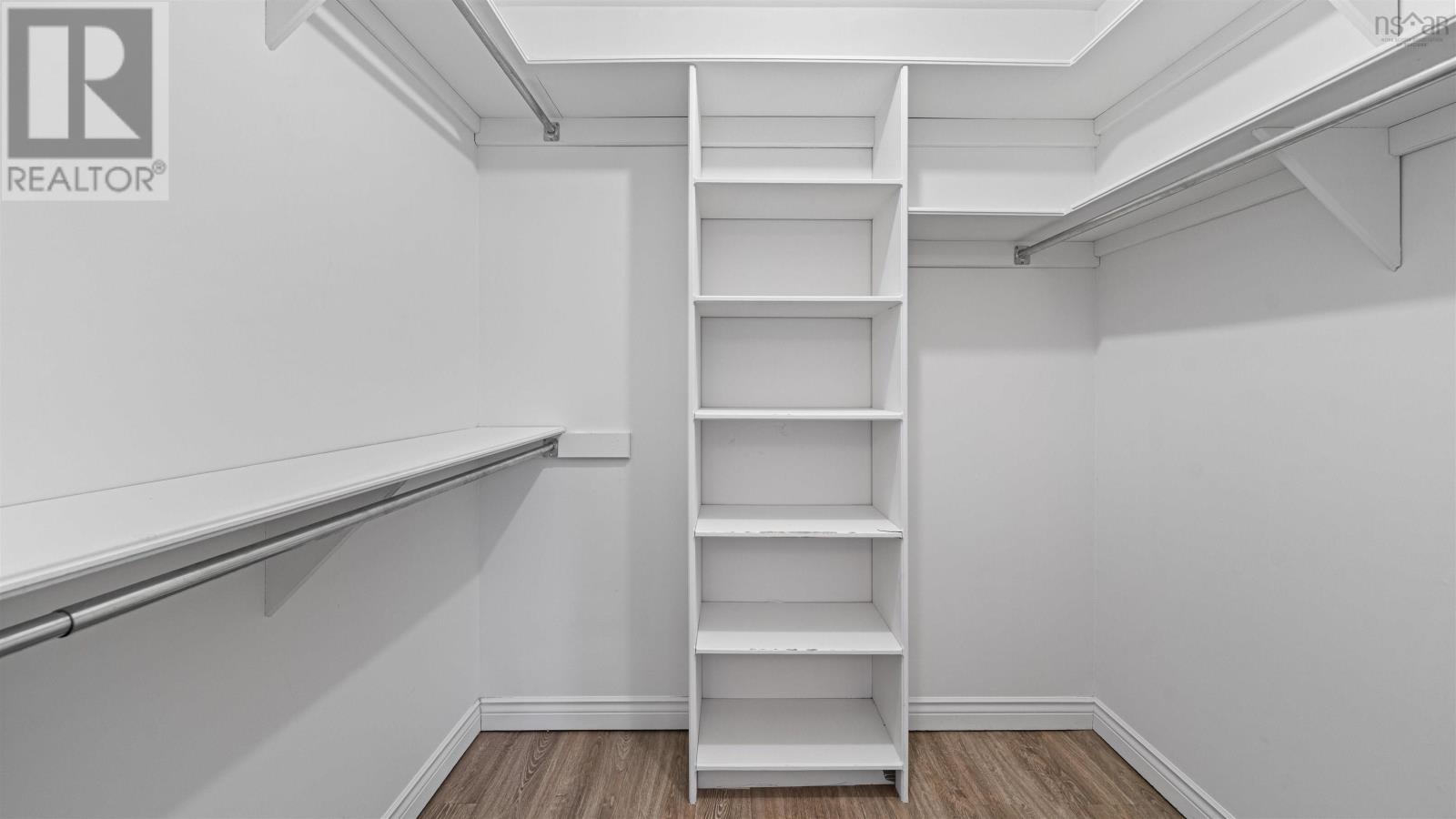 Property 28 of 44 of 20 Glenbourne Court