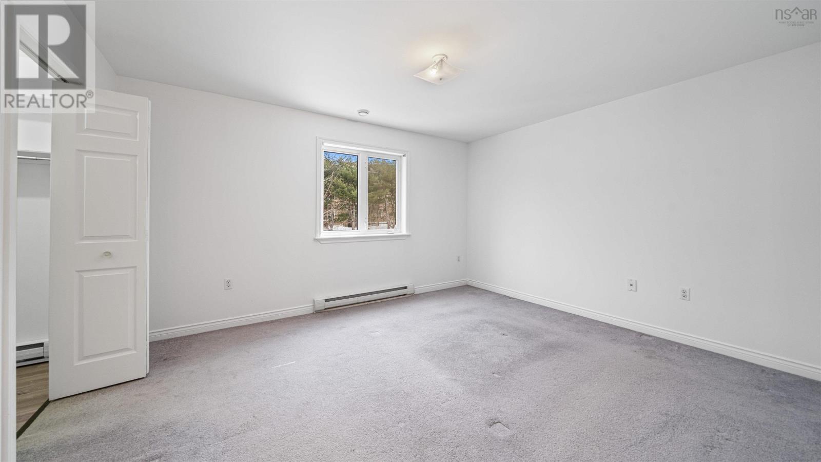 Property 27 of 44 of 20 Glenbourne Court