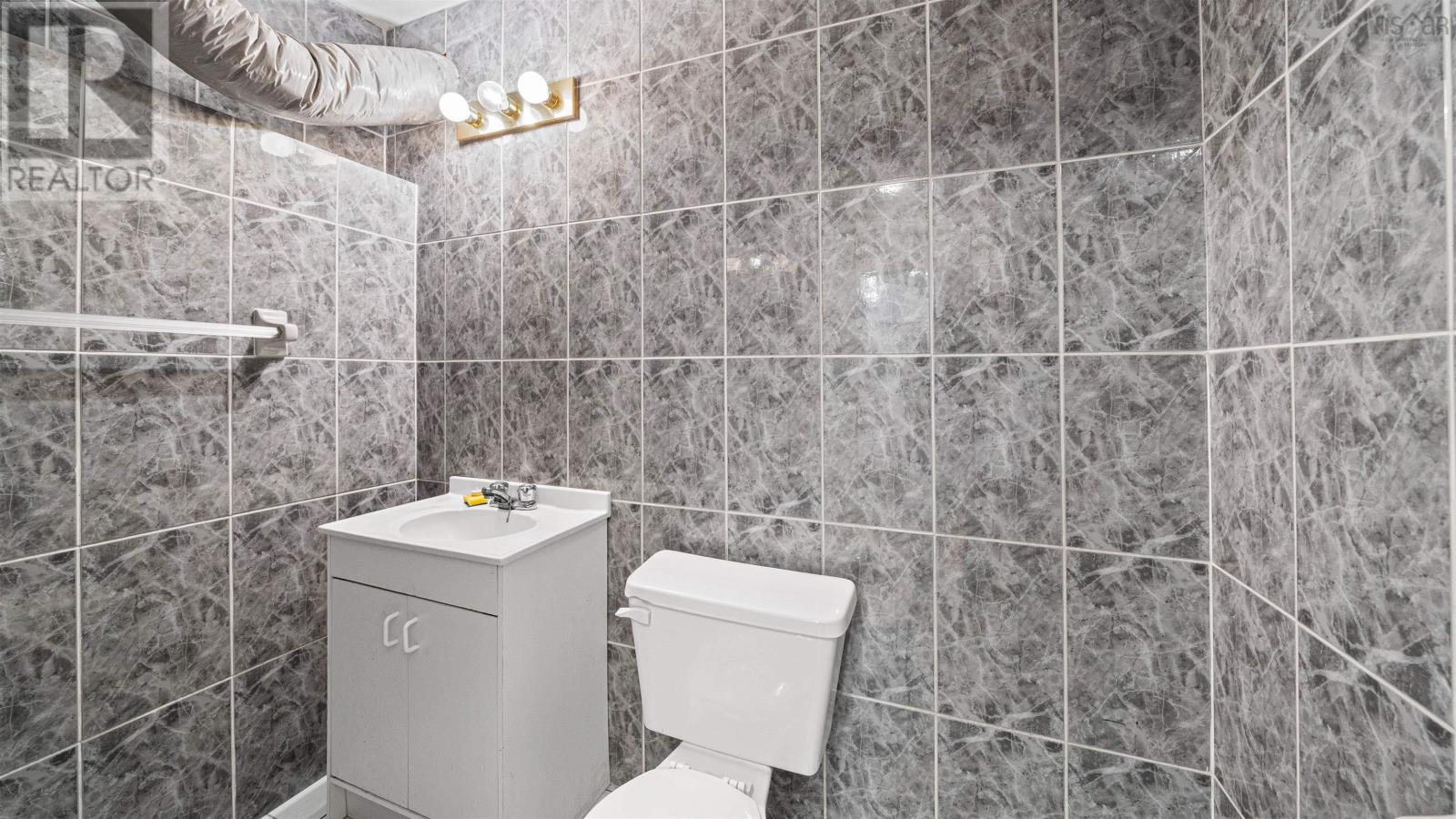 Property 34 of 44 of 20 Glenbourne Court