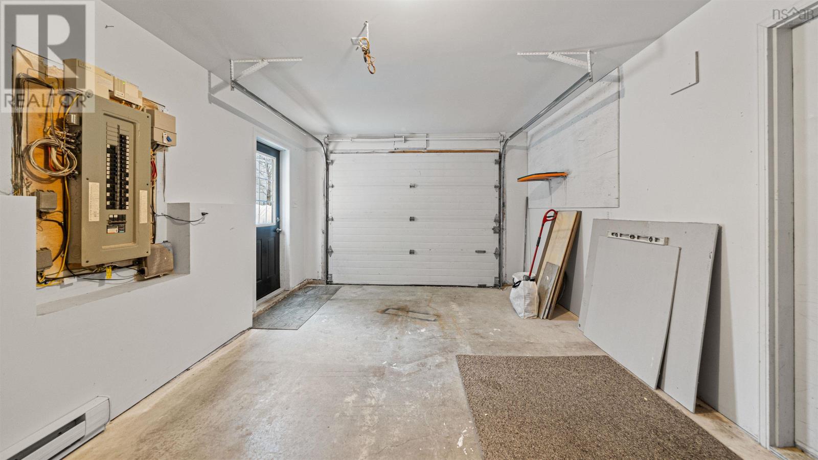 Property 36 of 44 of 20 Glenbourne Court