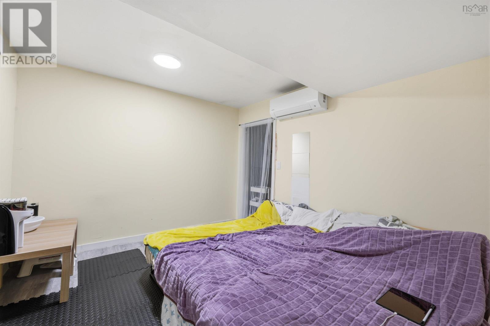 Property 33 of 47 of 40 Gateway Road