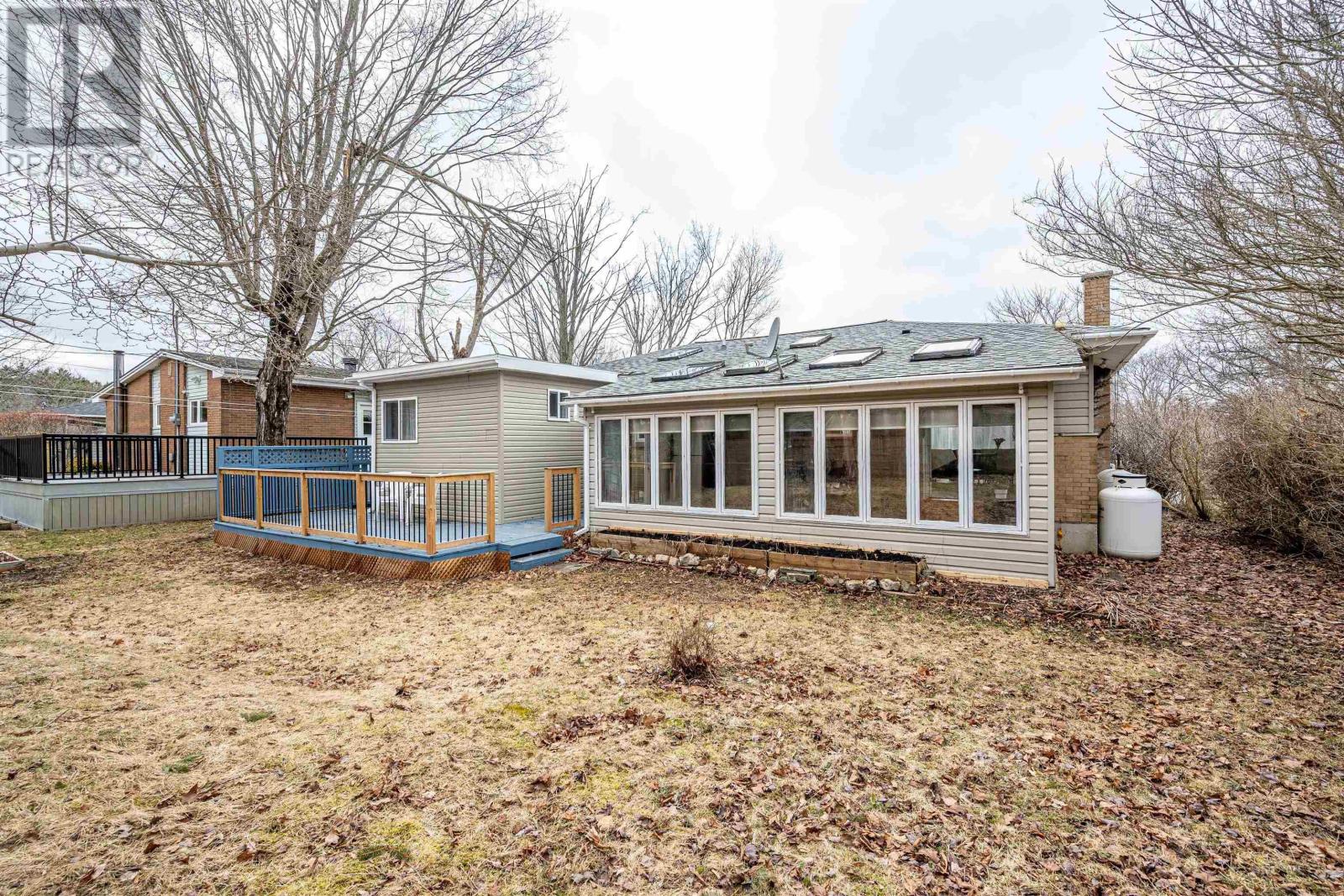 Property 37 of 47 of 40 Gateway Road