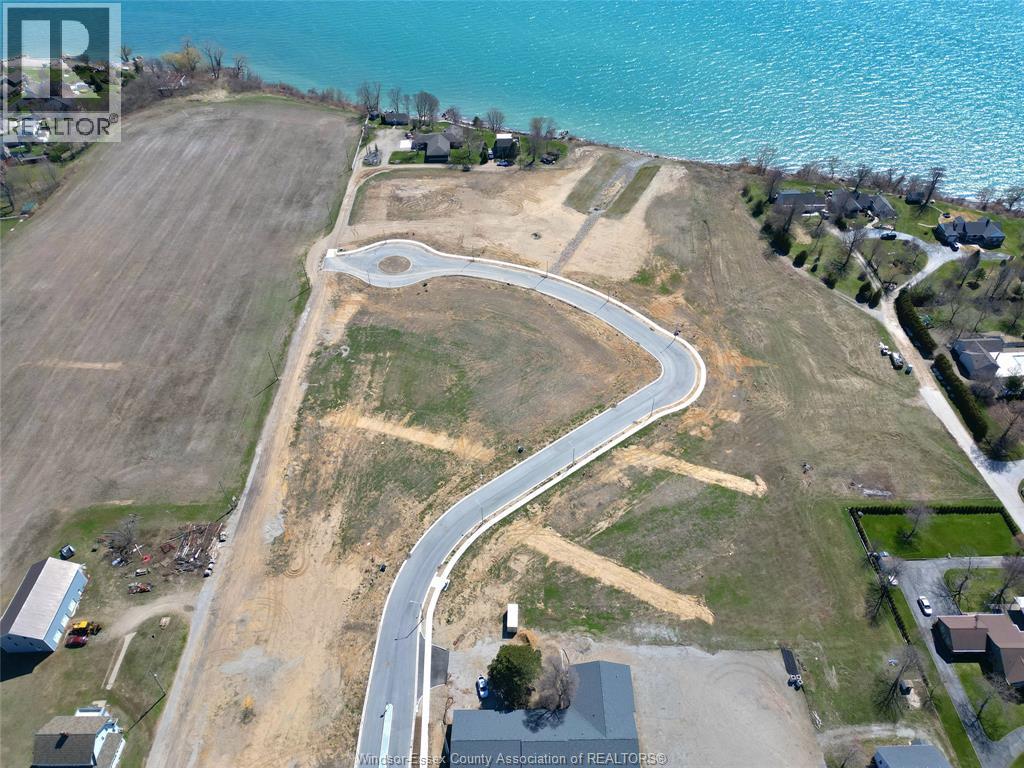 8 VISTA ISLE AVENUE — photo 3