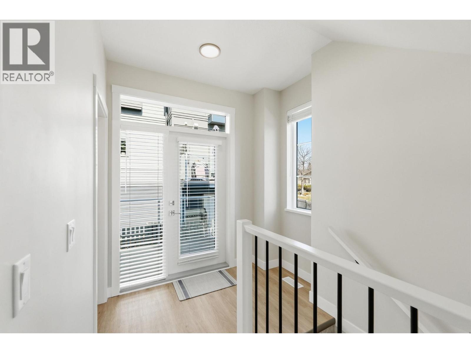 #140 4025 GELLATLY ROAD S - 31