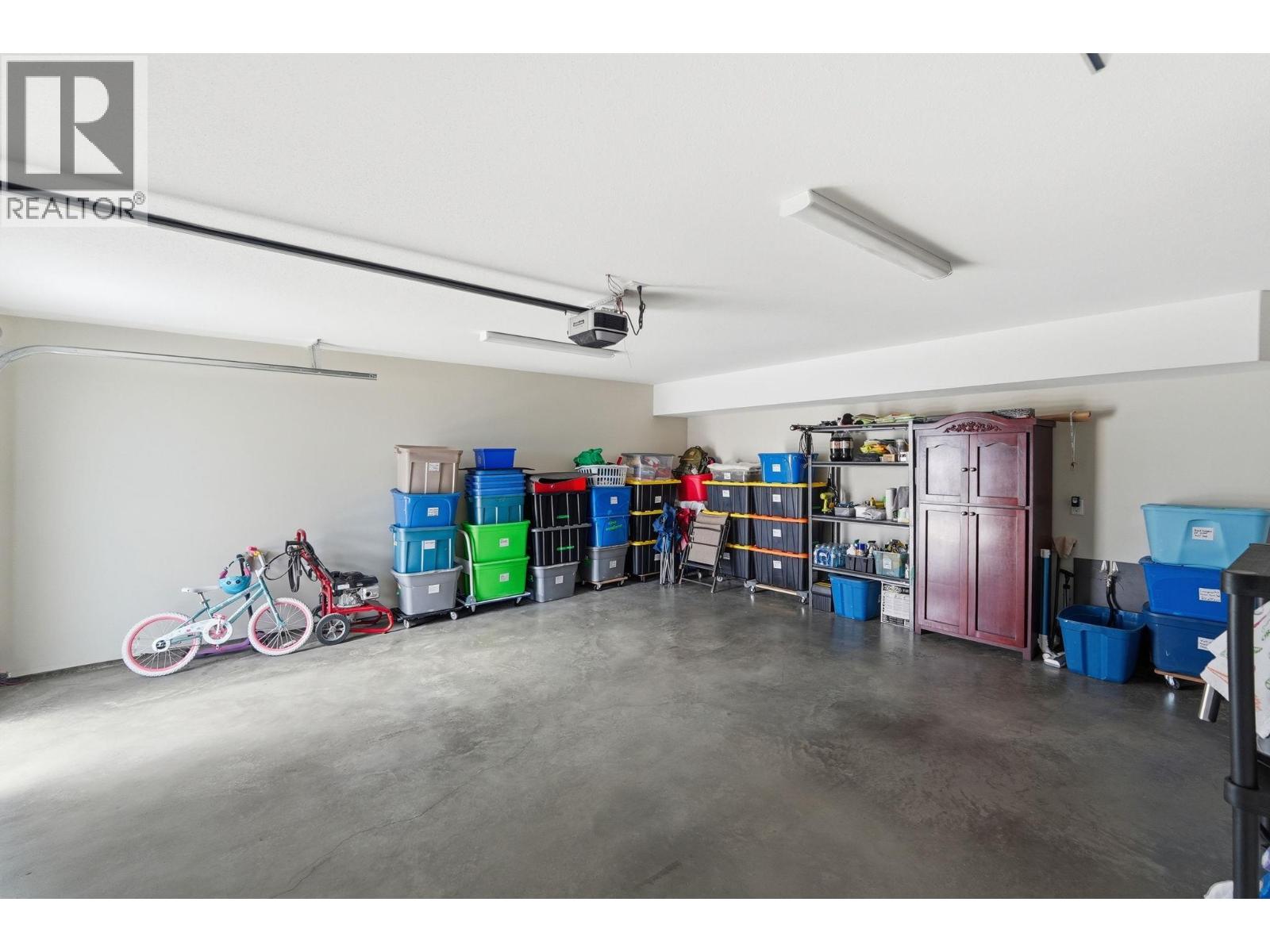 #140 4025 Gellatly Road S - 38