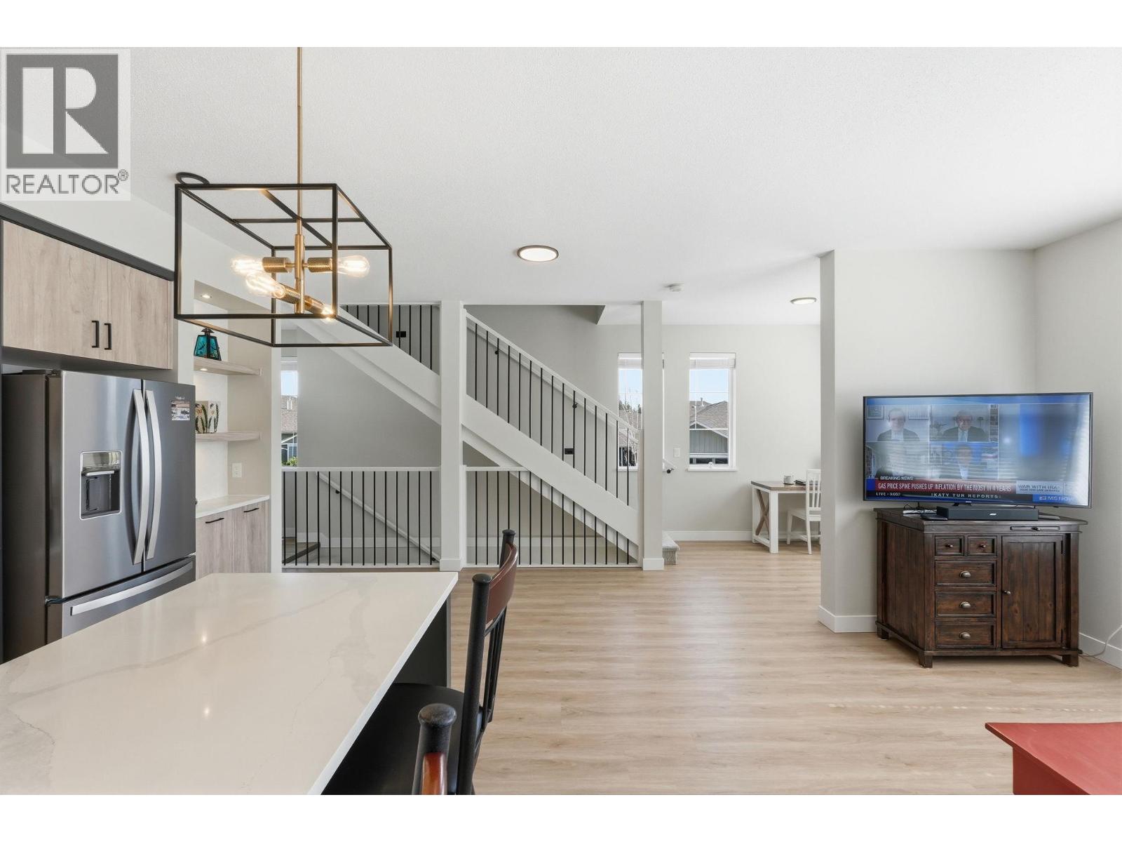 #140 4025 Gellatly Road S - 8