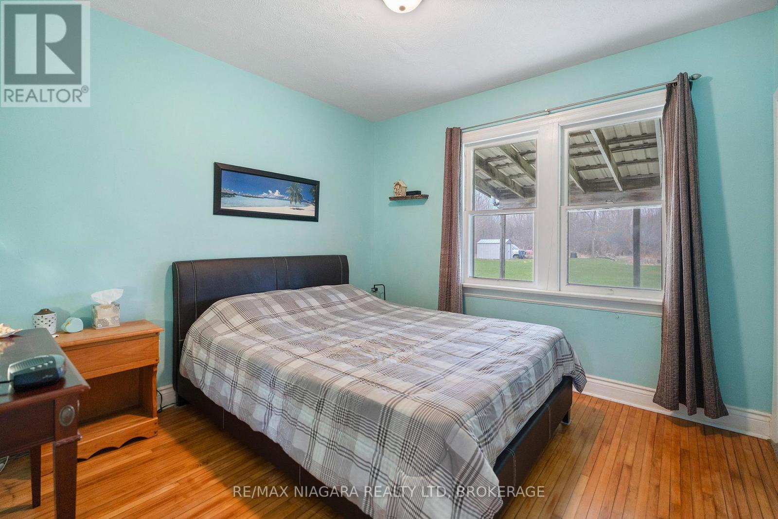 1183 MERRITTVILLE HIGHWAY - 11