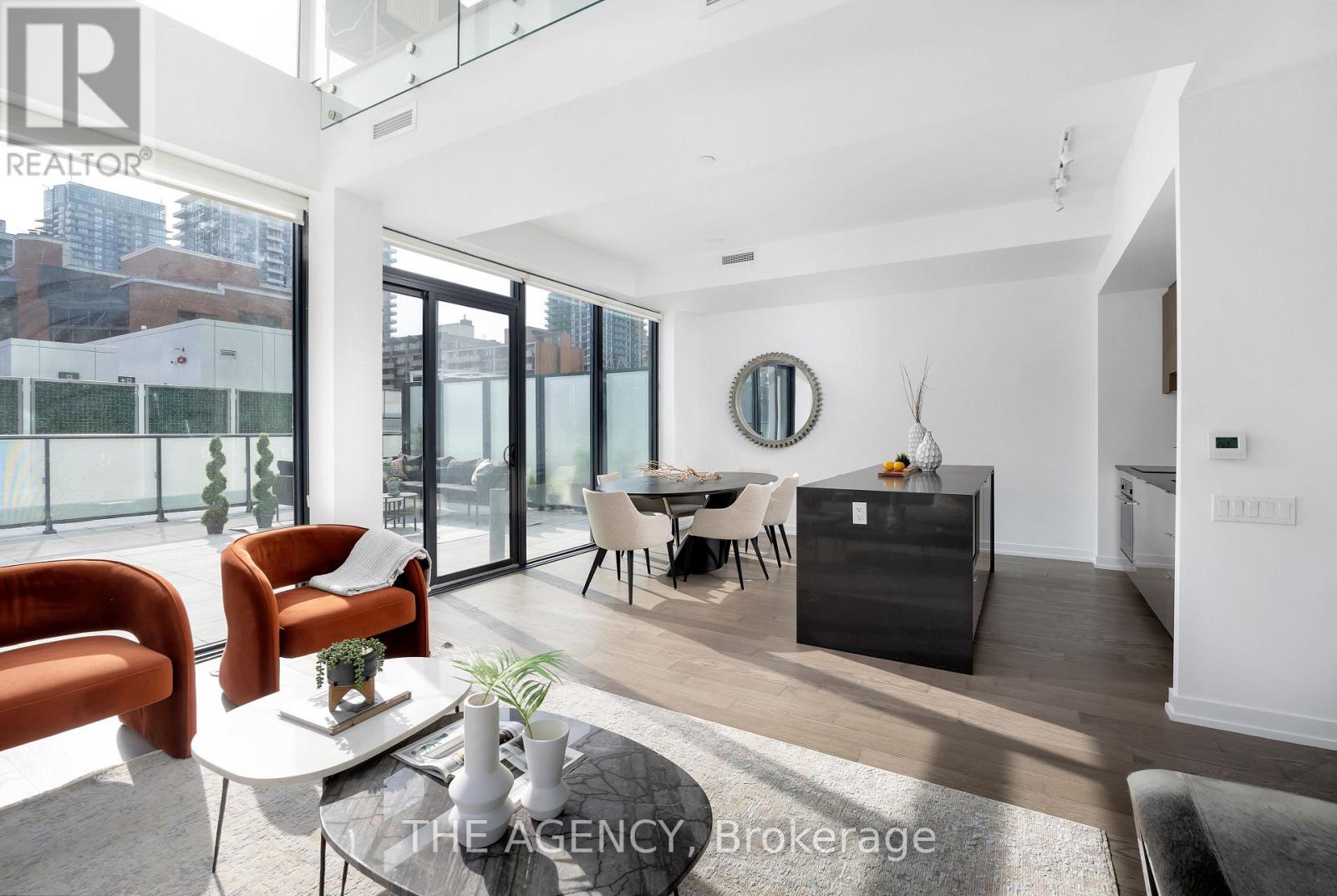 #804 161 ROEHAMPTON AVENUE - 4