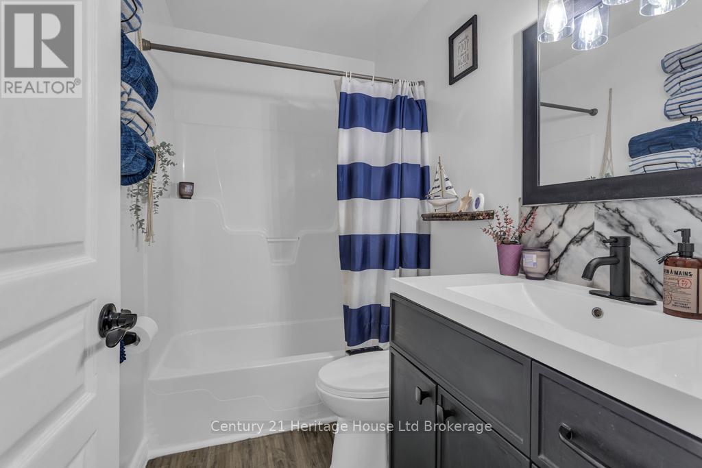 upstairs bathroom