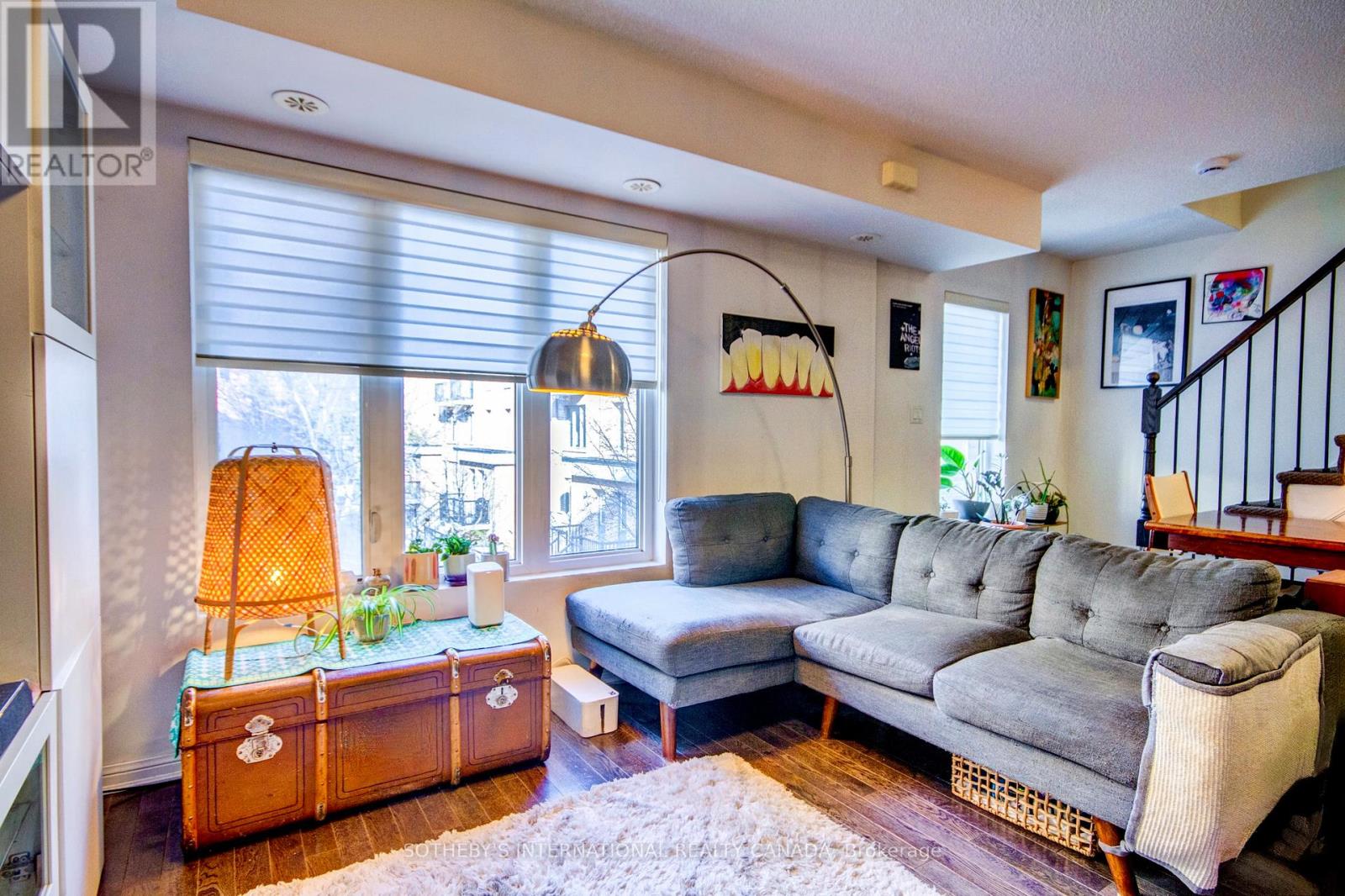 #219 7 FOUNDRY AVENUE - 7