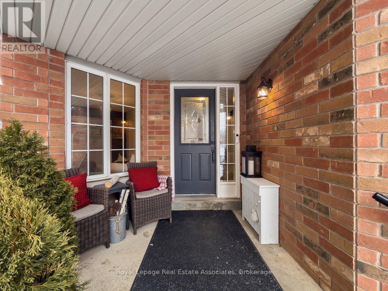 42 HARRIET STREET - Image 2