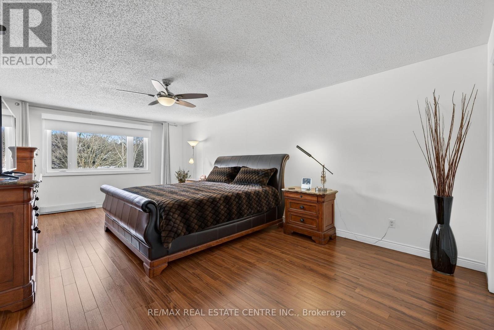 28 STARRVIEW CRESCENT — photo 23