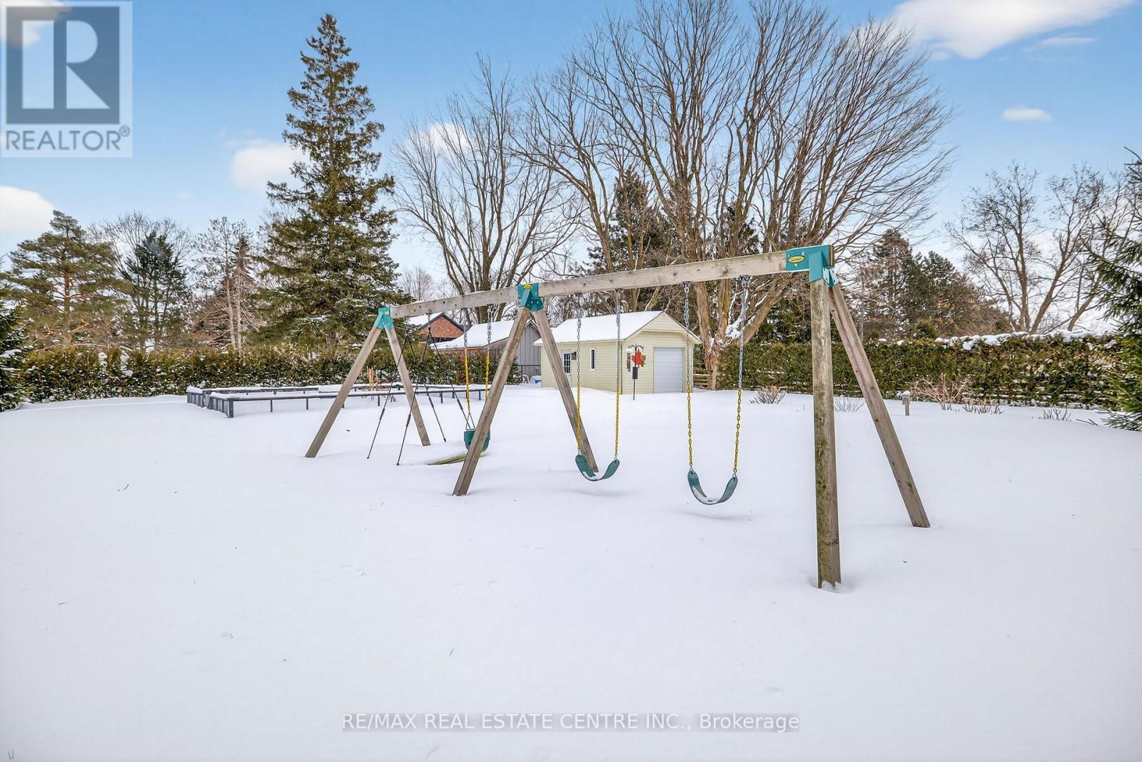 28 STARRVIEW CRESCENT — photo 46