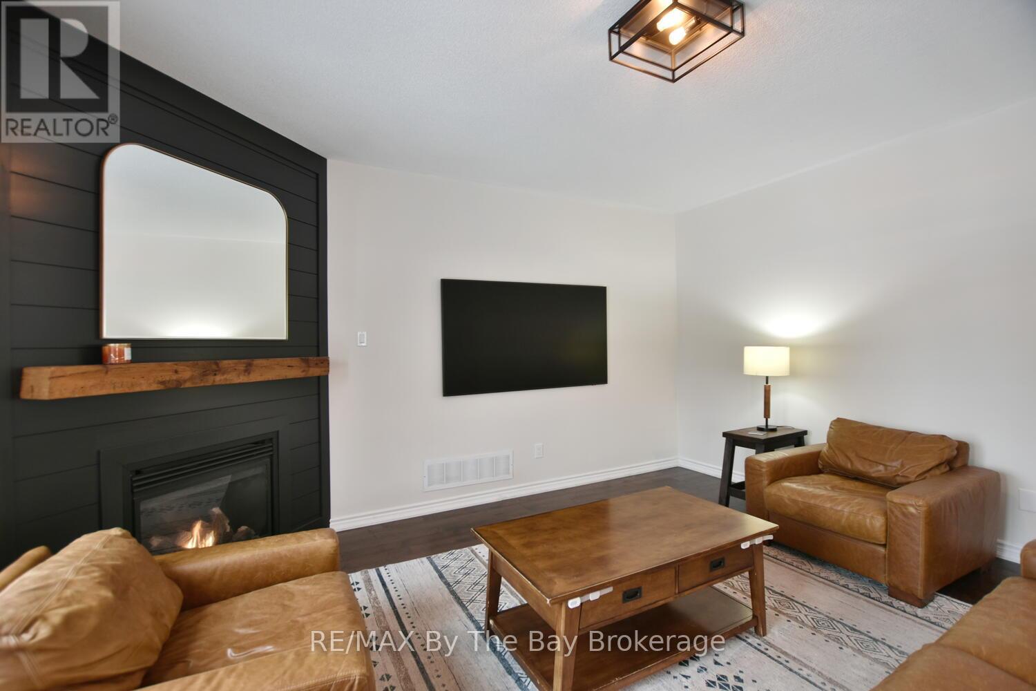 17 BASSWOOD DRIVE - 13